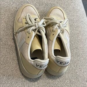 Veja Low-Top Sneakers in Cream and Beige
